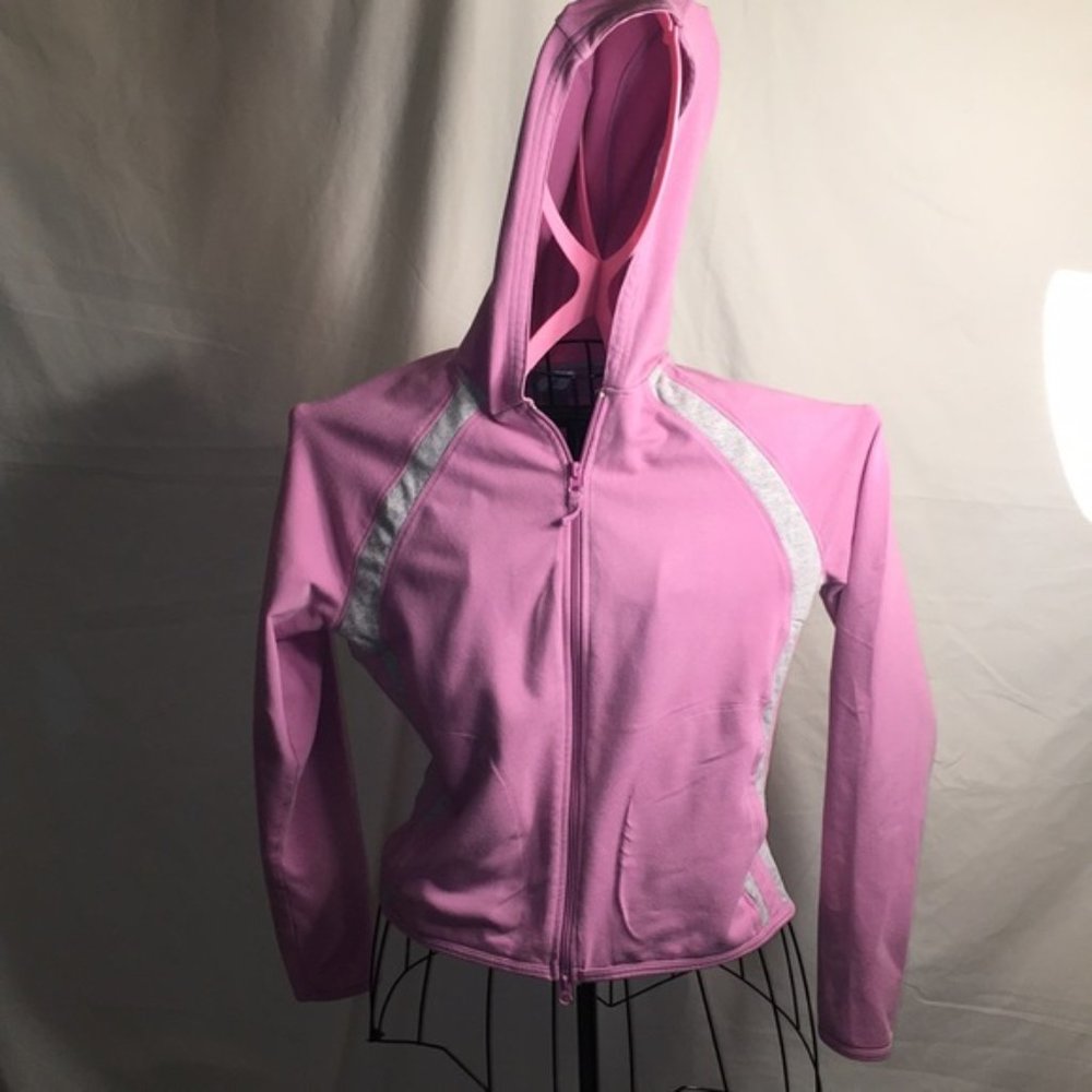 Size L Hoodie by Prospirit Athletic Gear!